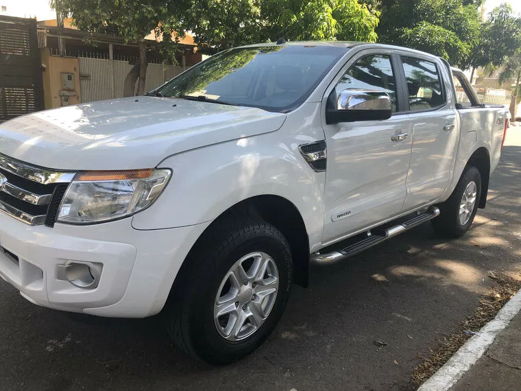 Ford Ranger Branco 2