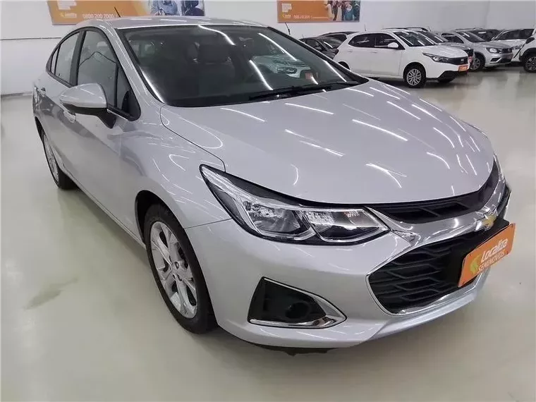 Chevrolet Cruze Prata 4