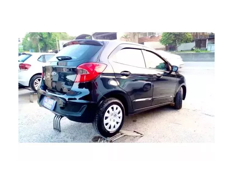 Ford KA Preto 1