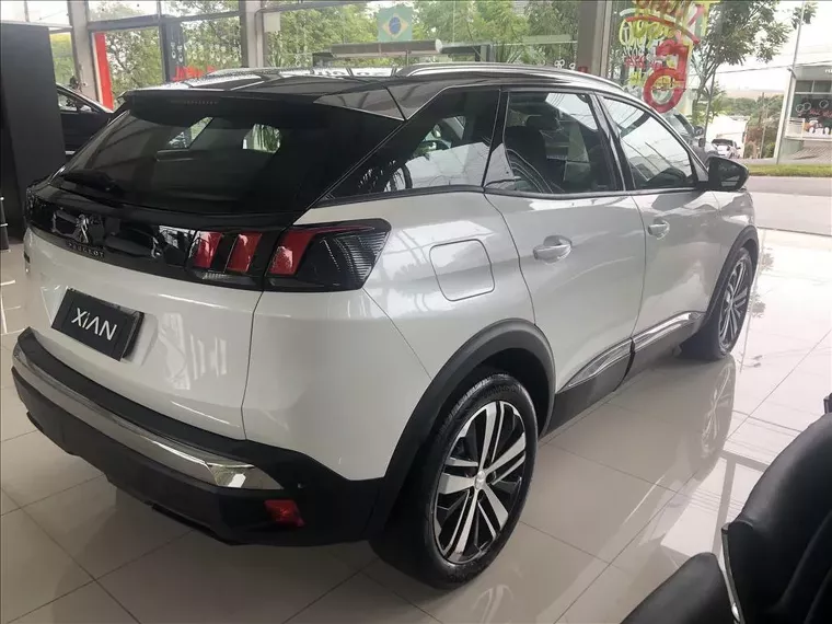 Peugeot 3008 Branco 13