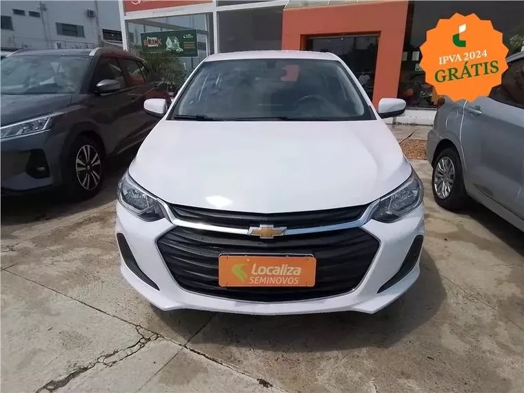 Chevrolet Onix Branco 7