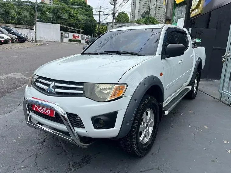 Mitsubishi L200 Triton Branco 4