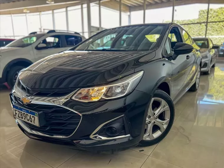 Chevrolet Cruze Preto 4