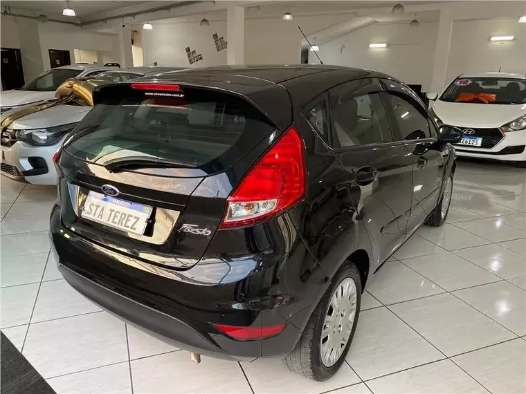 Ford Fiesta Preto 2