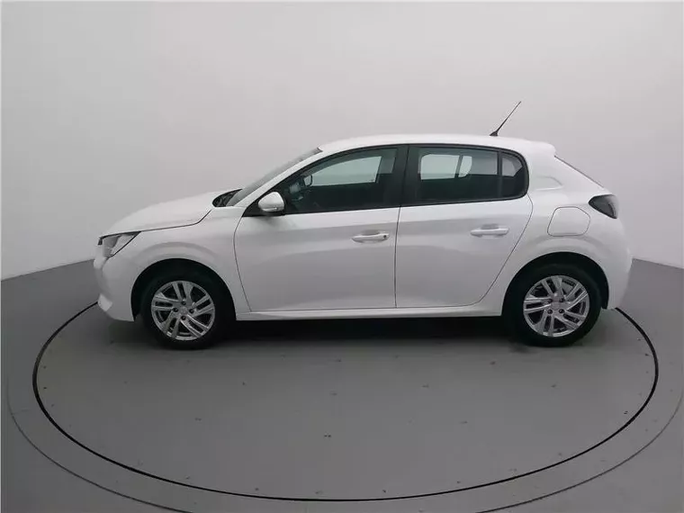 Peugeot 208 Branco 7