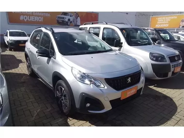 Peugeot 2008 Cinza 9