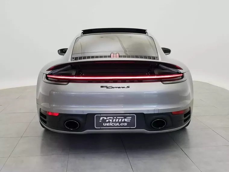 Porsche 911 Prata 14