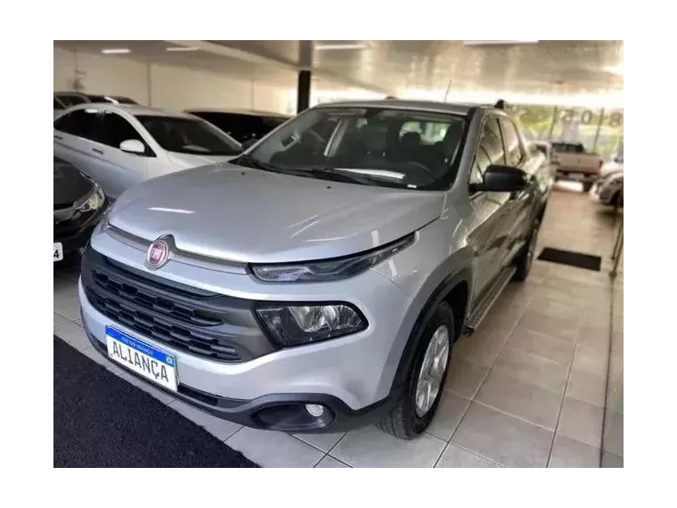 Fiat Toro Prata 1