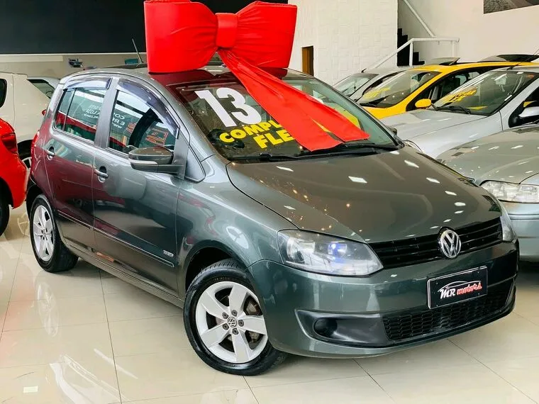 Volkswagen Fox Cinza 8