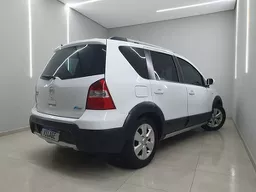 Nissan Livina