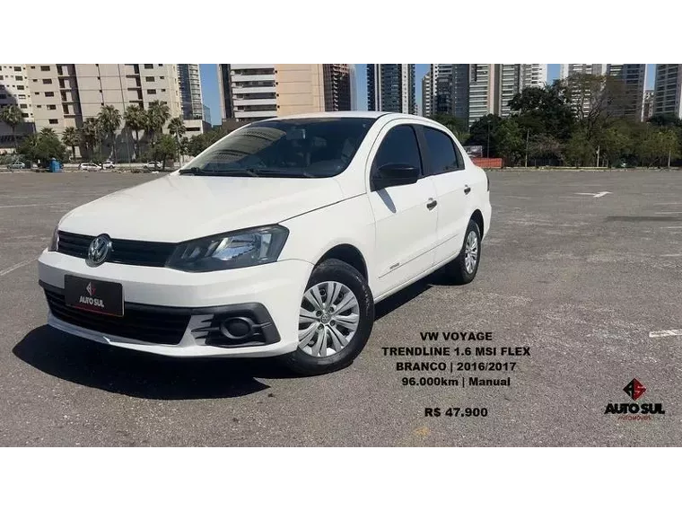 Volkswagen Voyage Branco 1