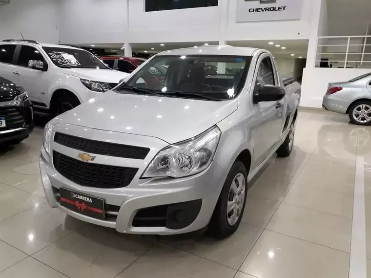 Chevrolet Montana Prata 12