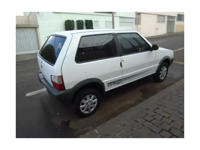 Fiat Uno Branco 1