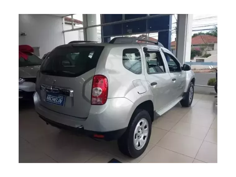 Renault Duster Prata 3