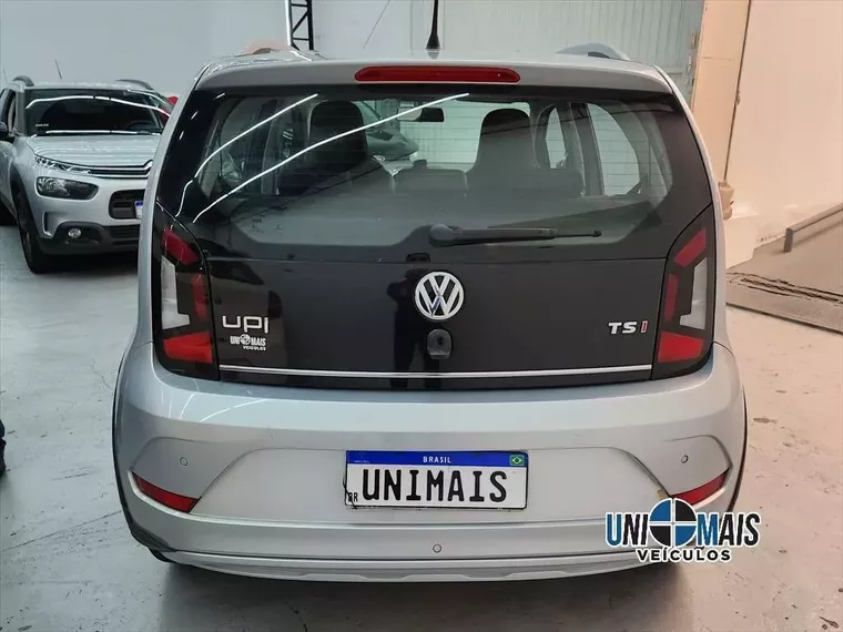 Volkswagen Cross UP Prata 3