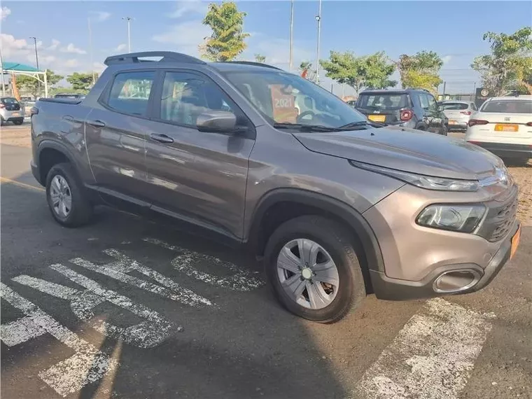 Fiat Toro Cinza 3