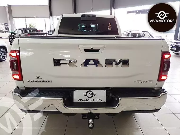 RAM 2500 Branco 6