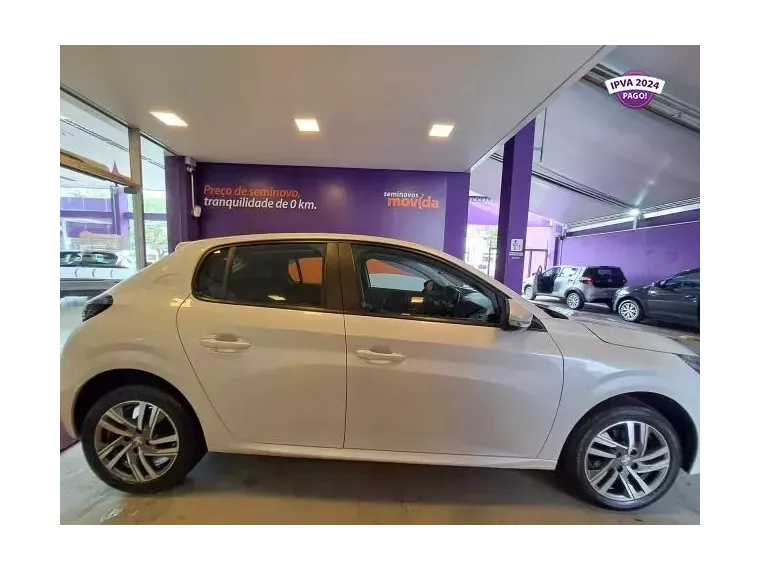 Peugeot 208 Branco 3