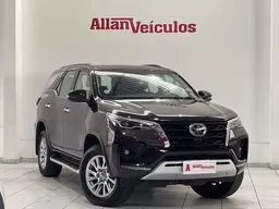 Toyota Hilux SW4