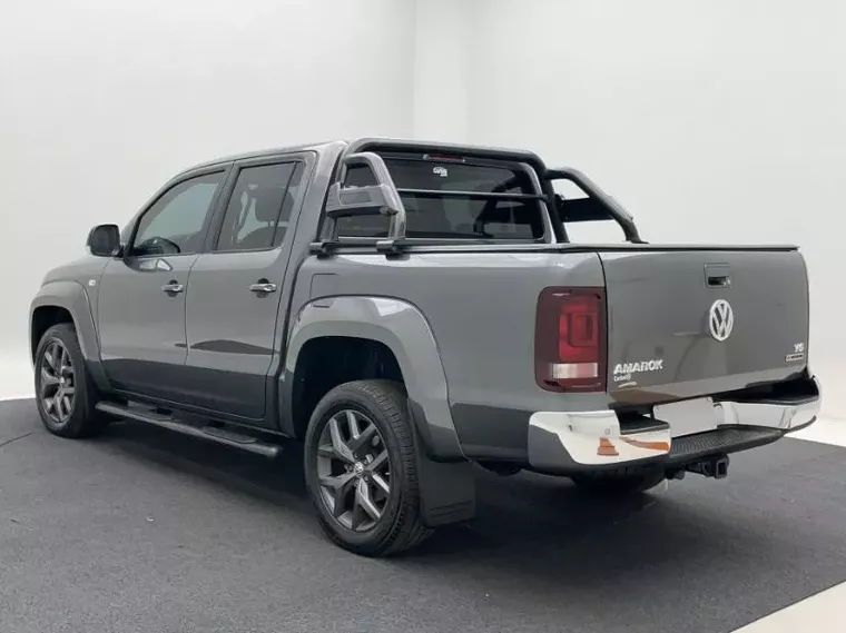 Volkswagen Amarok Cinza 11