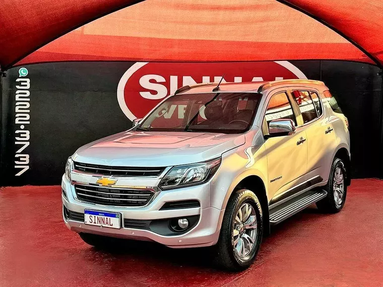 Chevrolet Trailblazer Prata 3