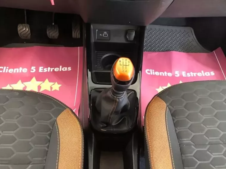 Renault Kwid Preto 15