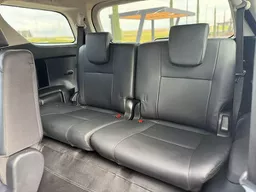 Toyota Hilux SW4