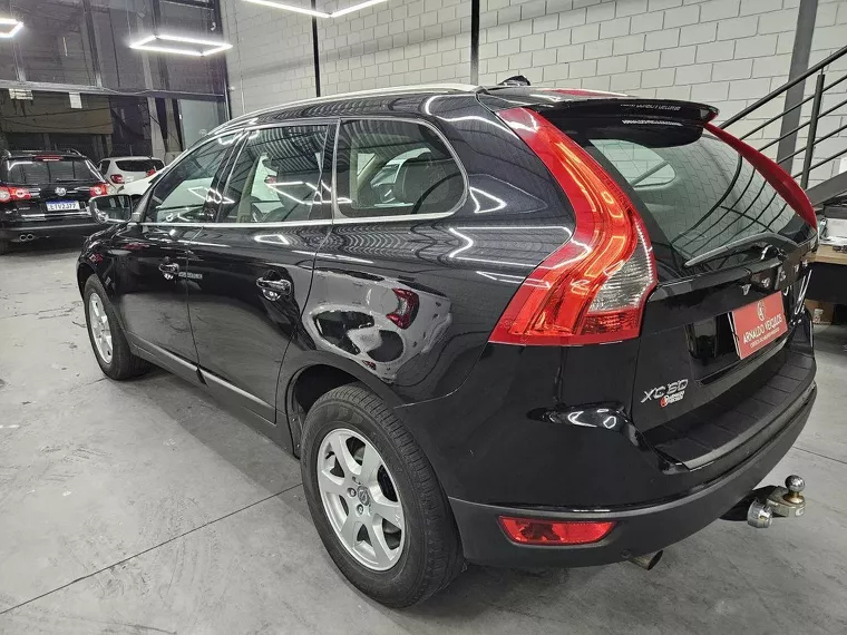 Volvo XC60 Preto 9