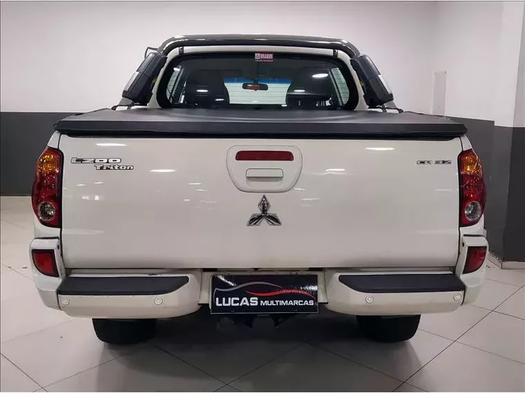 Mitsubishi L200 Triton Branco 2