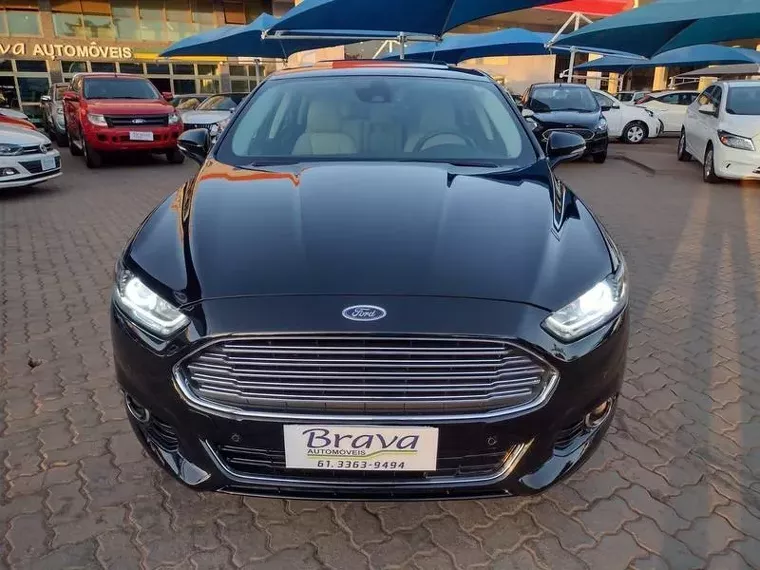 Ford Fusion Preto 5