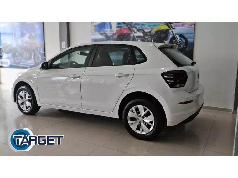 Volkswagen Polo Hatch Branco 7