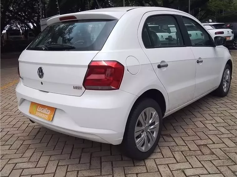 Volkswagen Gol Branco 4