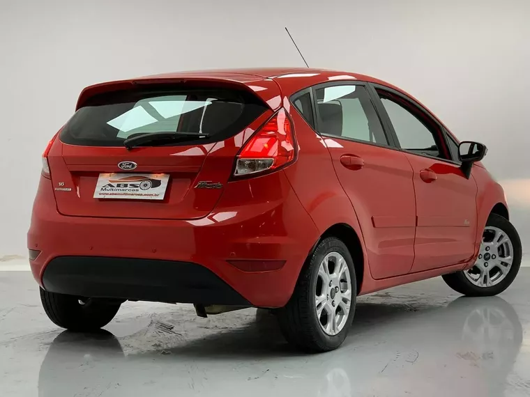 Ford Fiesta Vermelho 15