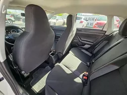 Volkswagen Polo Hatch