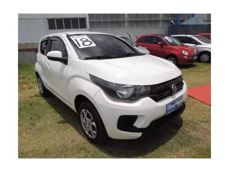 Fiat Mobi Branco 6