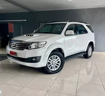 Toyota Hilux SW4