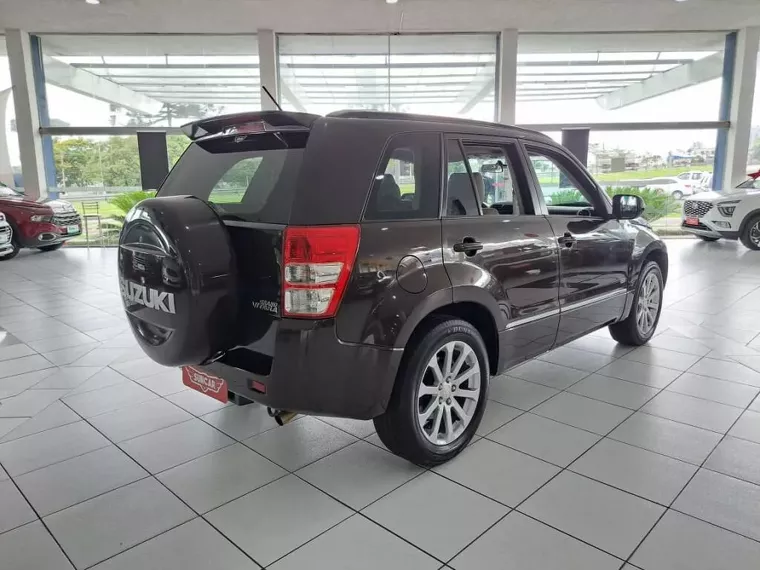 Suzuki Grand Vitara Marrom 9