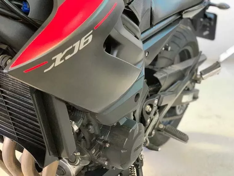 Yamaha XJ6 Preto 7