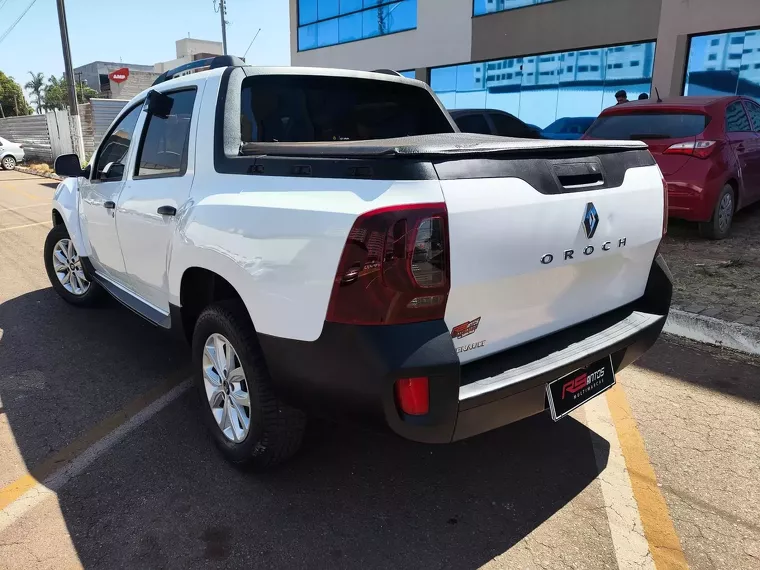 Renault Duster Oroch Branco 12