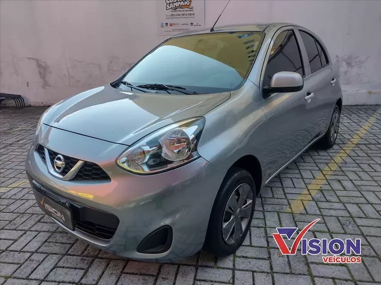 Nissan March Cinza 9