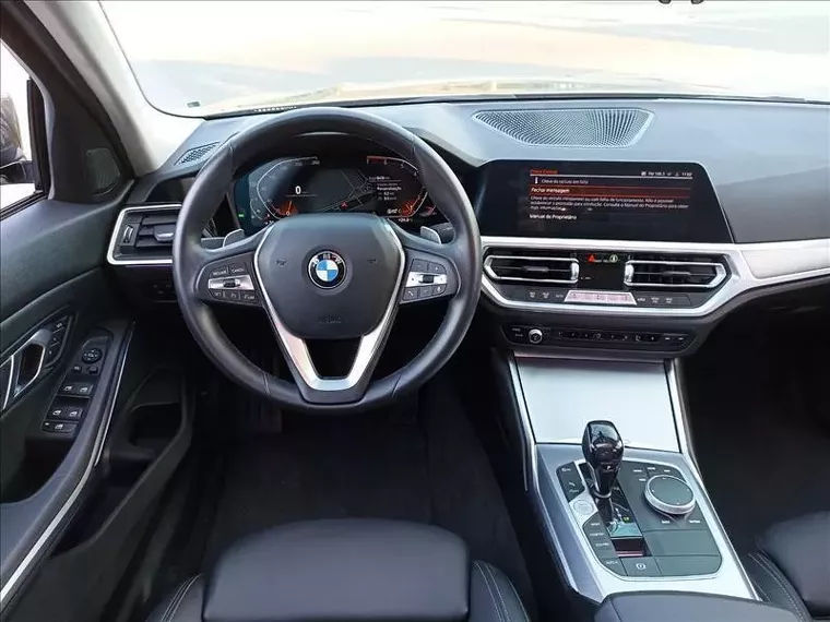 BMW 320i Cinza 4