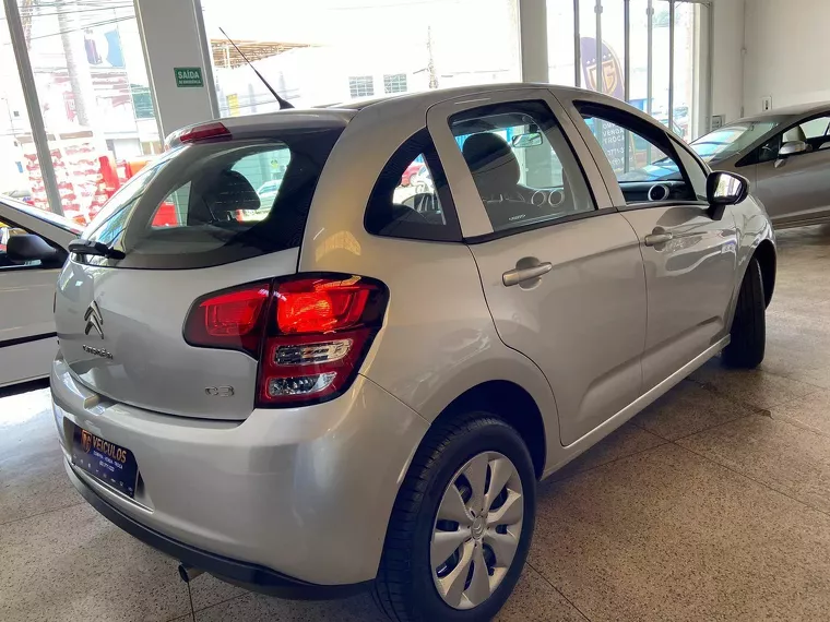 Citroën C3 Prata 11