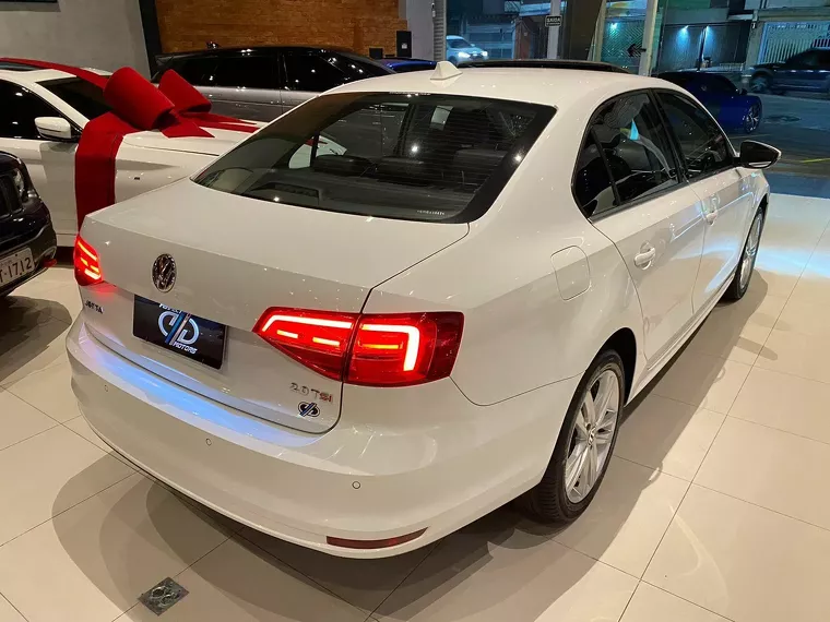 Volkswagen Jetta Branco 4