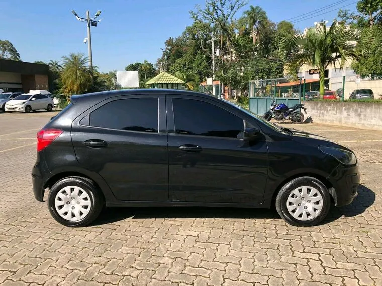 Ford KA Preto 7