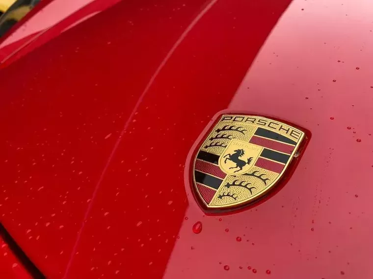 Porsche 718 Vermelho 14