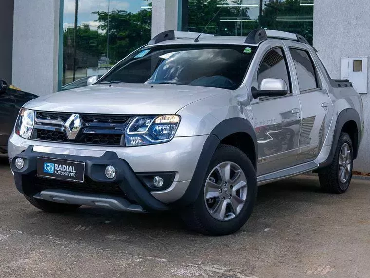 Renault Duster Oroch Prata 4