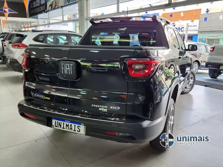 Fiat Toro Preto 3