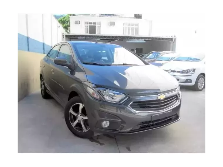 Chevrolet Prisma Cinza 4