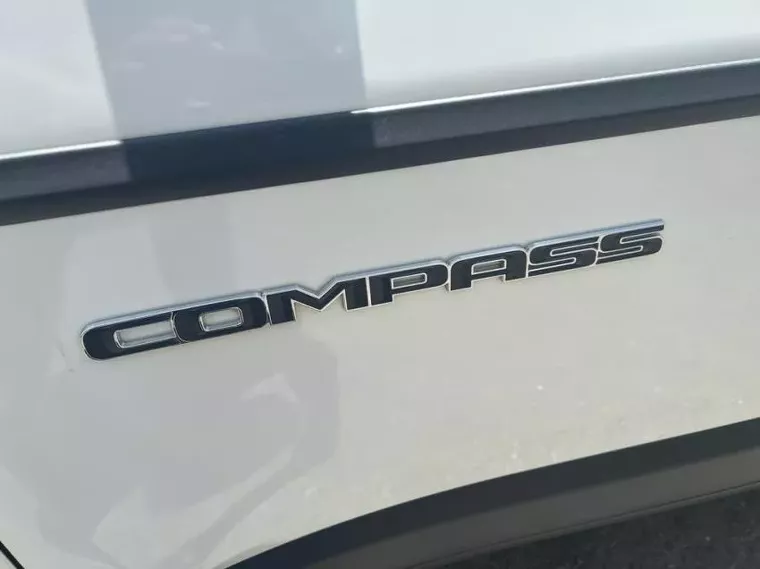 Jeep Compass Branco 3