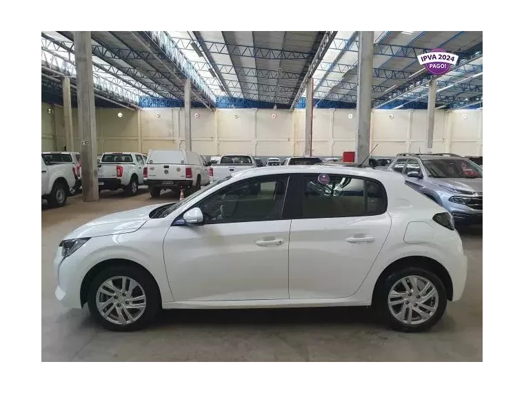 Peugeot 208 Branco 8